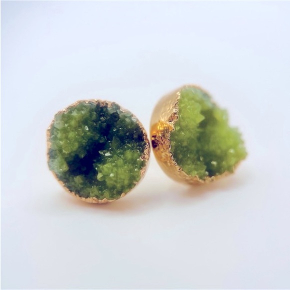 Anthropologie Jewelry - Anthropologie Mint Druzy Quartz Earrings